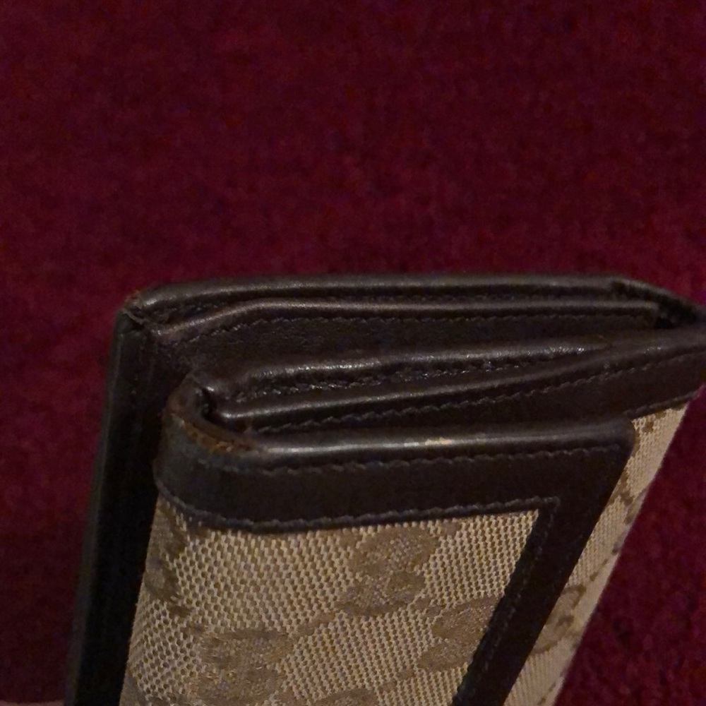 Authentic Gucci wallet - Picture 6 of 7
